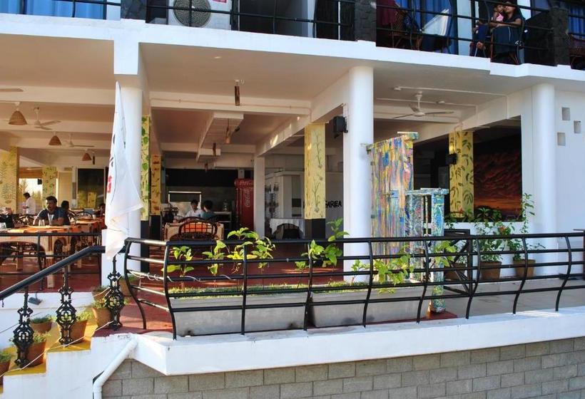 ホテル Newton S Neelakanta Boutique Beach Resort