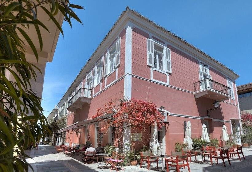 فندق Omorfi Poli