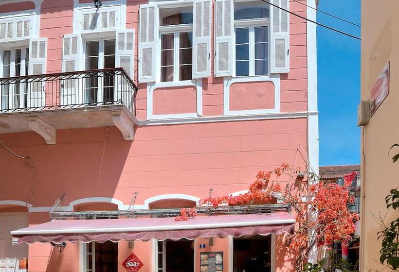 فندق Omorfi Poli