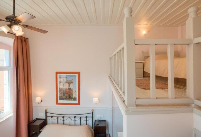 فندق Omorfi Poli