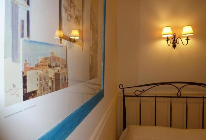 فندق Omorfi Poli