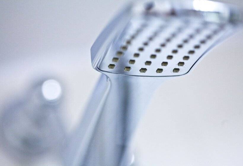 فندق Omorfi Poli