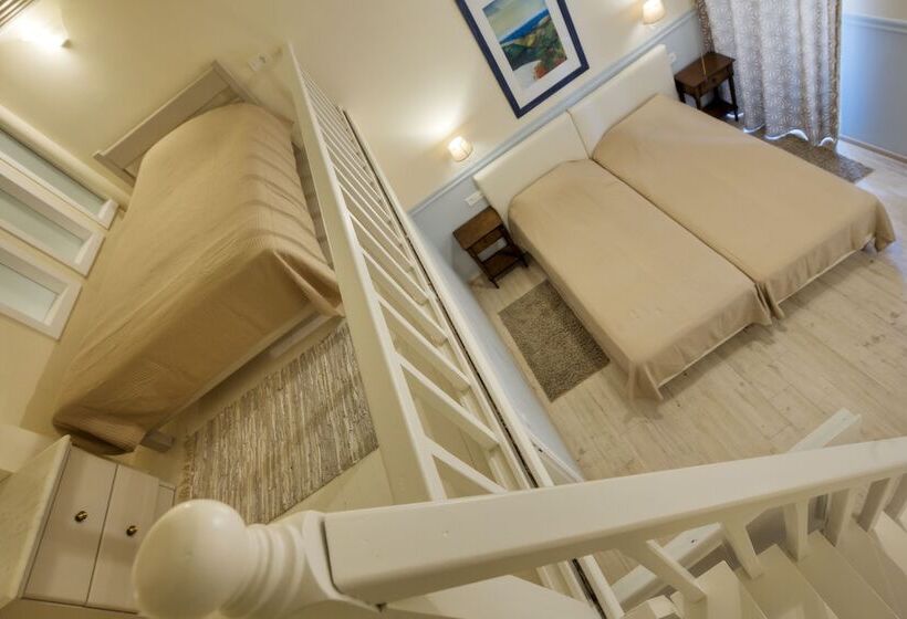 فندق Omorfi Poli