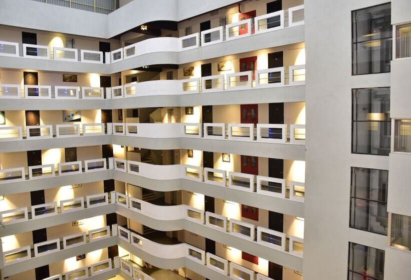 فندق The Fern Residency, Vadgaon Talegaon, Pune