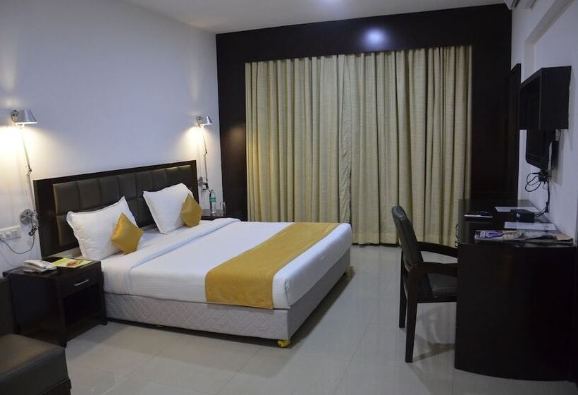 فندق The Fern Residency, Vadgaon Talegaon, Pune