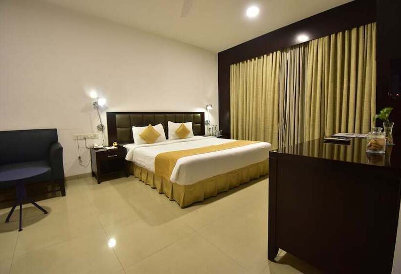 فندق The Fern Residency, Vadgaon Talegaon, Pune