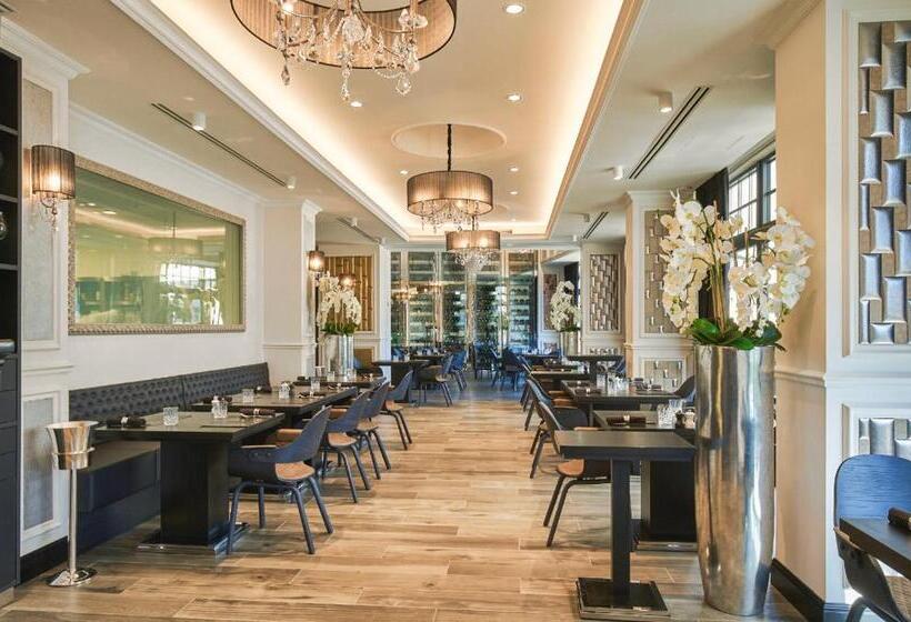 Szálloda Paloma Průhonice