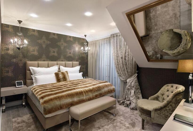 Szálloda Paloma Průhonice