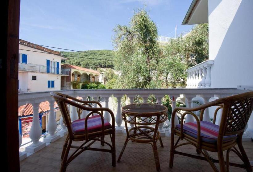 فندق Pansion Nikos Vergos