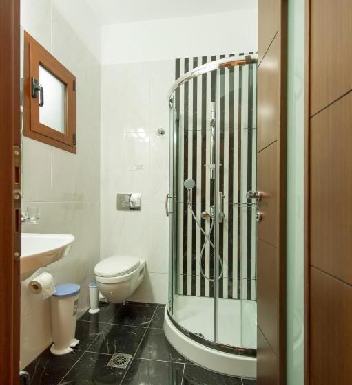 فندق Pansion Nikos Vergos