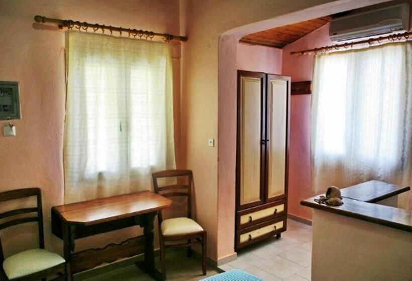 فندق Paradise Studios