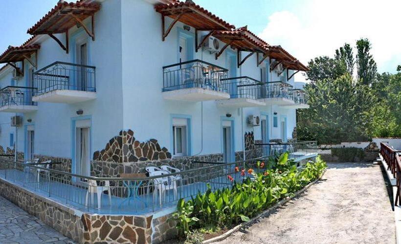 فندق Paradise Studios