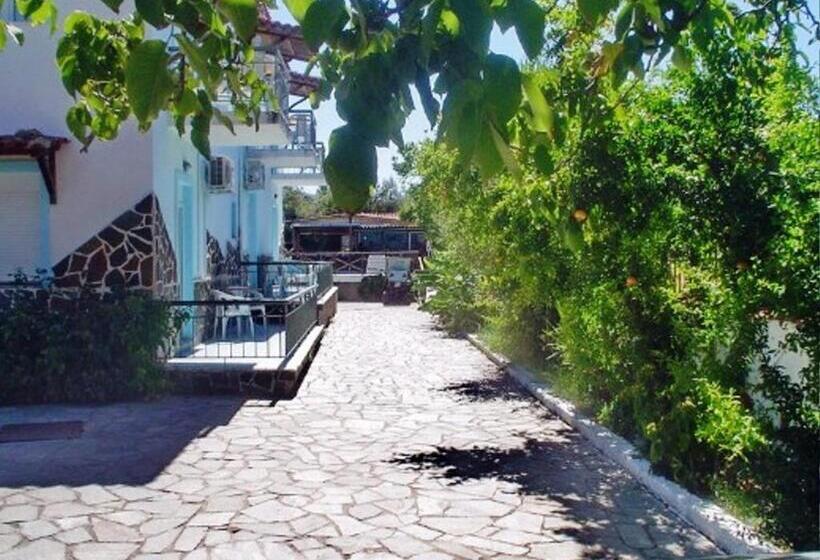 فندق Paradise Studios