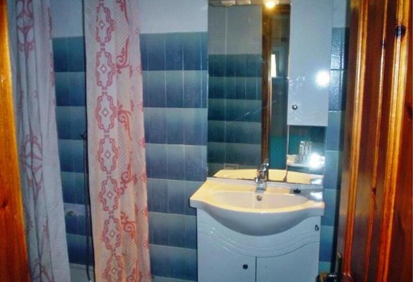 فندق Paradise Studios