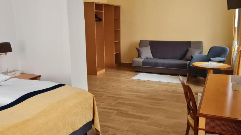 هتل Pension Elektra