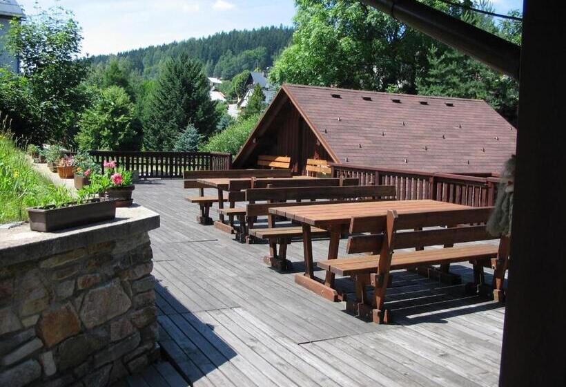 호텔 Pension Samohel