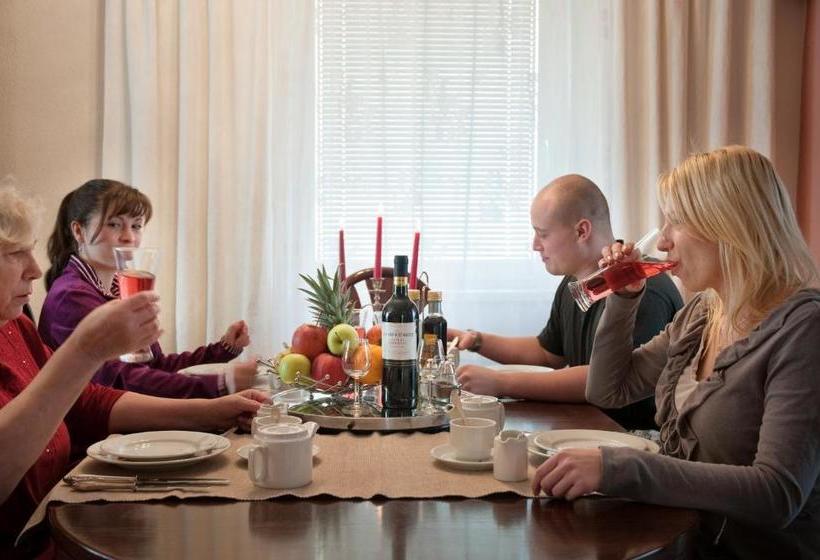 호텔 Pension Villa Maria