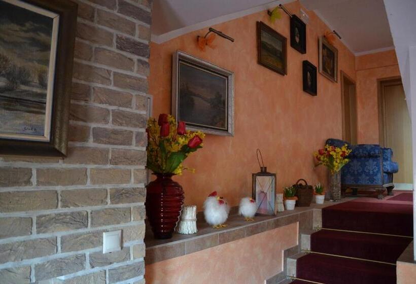 בית מלון כפרי Penzion Aurooms