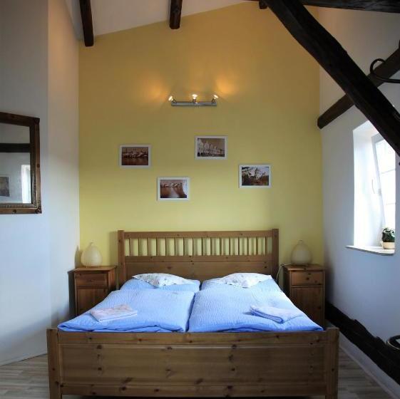 ホテル Penzion Kamenne Slunce