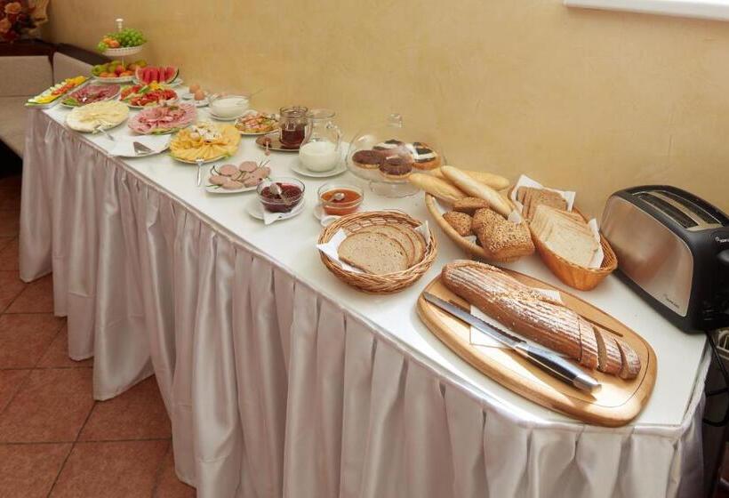 فندق Penzion Rossini