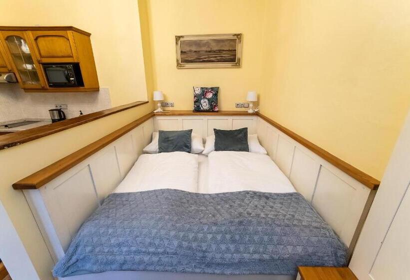 هتل Penzion Thalleruv Dum