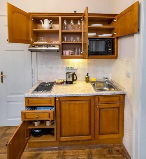 هتل Penzion Thalleruv Dum