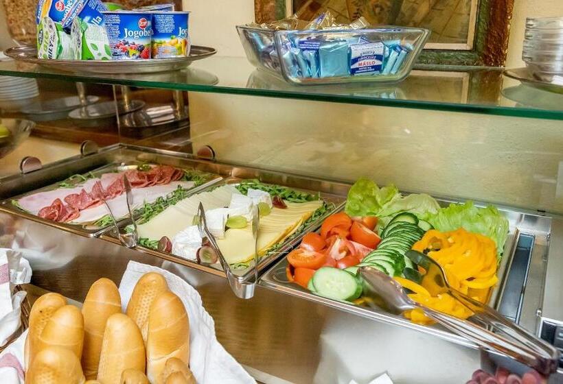 هتل Penzion Thalleruv Dum