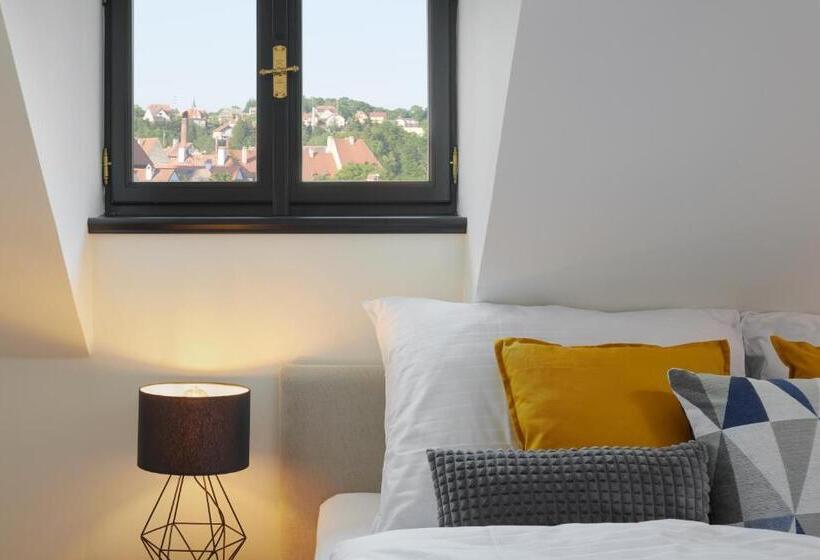 هتل Penzion Thalleruv Dum