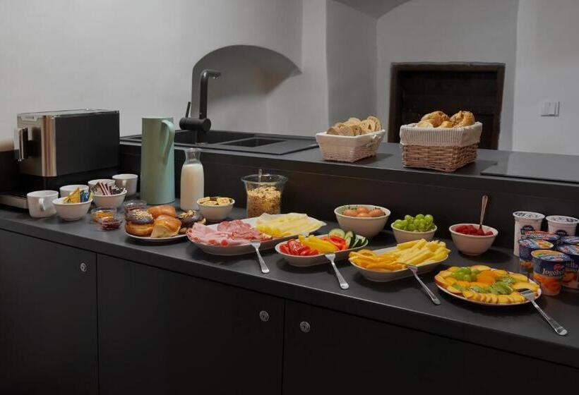 هتل Penzion Thalleruv Dum