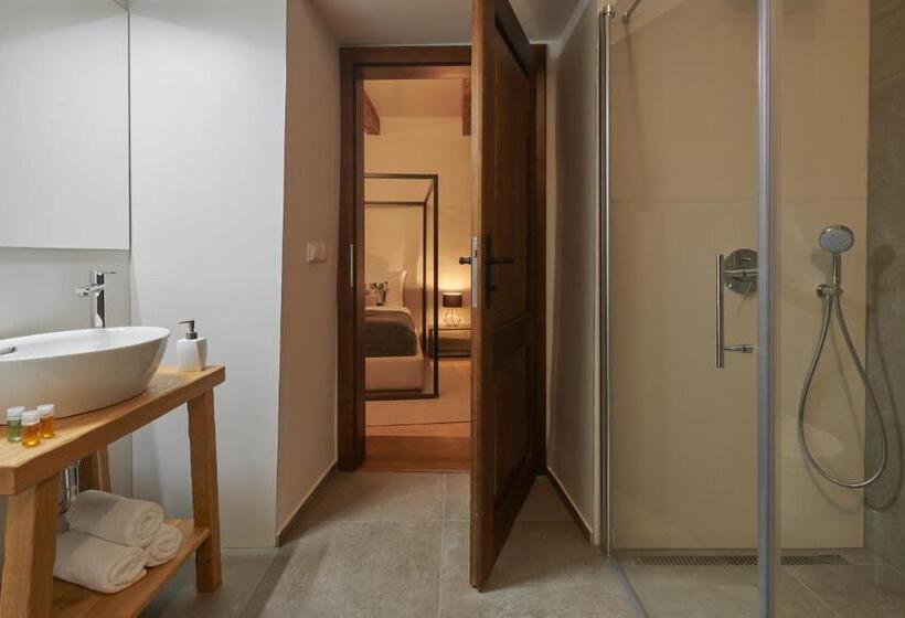 هتل Penzion Thalleruv Dum