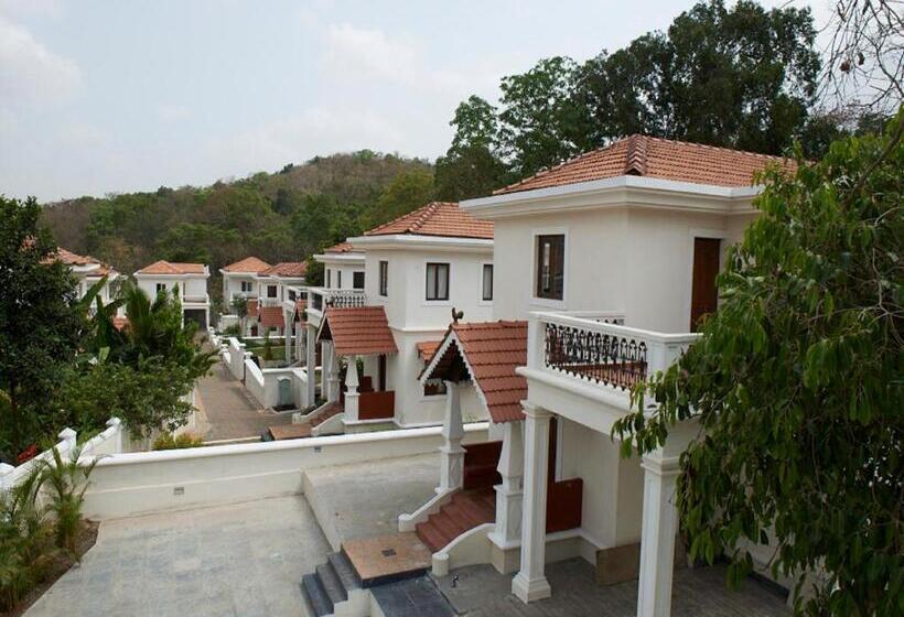 בית מלון כפרי Pinto Rosario Square Resort