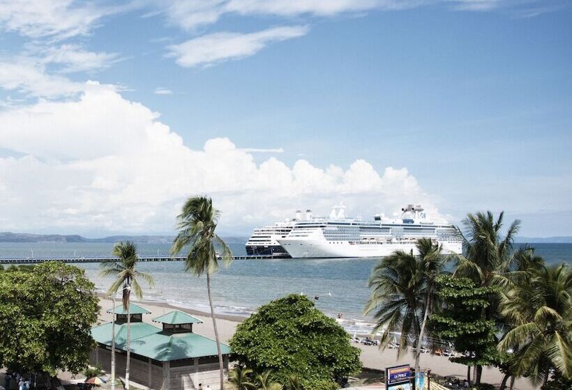 هتل Puntarenas Beach