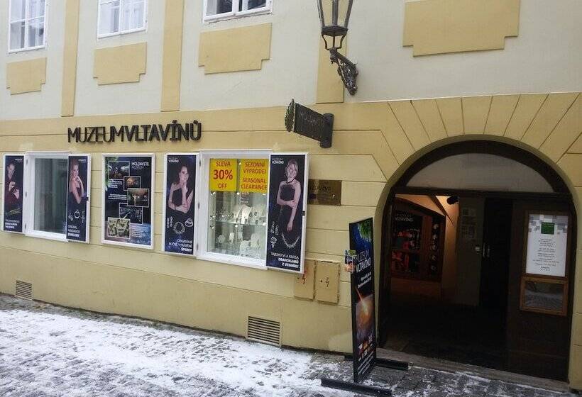 فندق Residence Muzeum Vltavinu