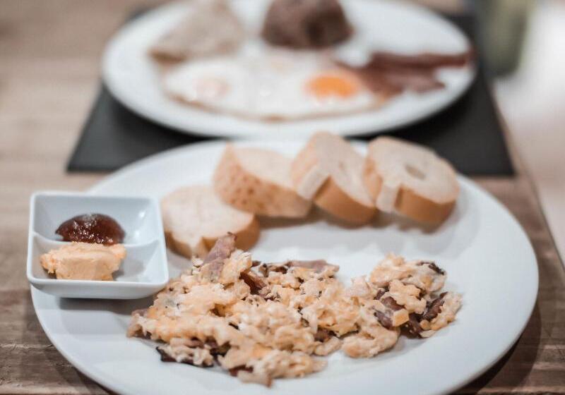 هتل Ritmo Tropical