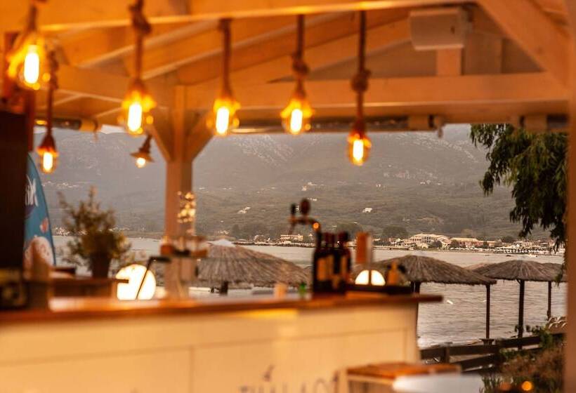 Отель Robolla Beach Apart