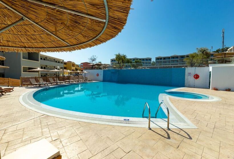 Отель Robolla Beach Apart