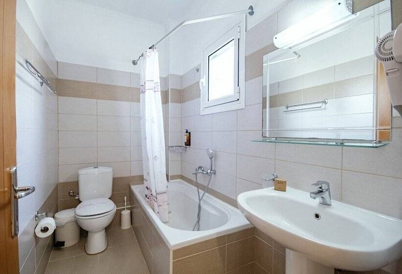 Отель Robolla Beach Apart