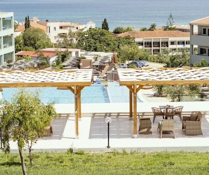 Отель Robolla Beach Apart