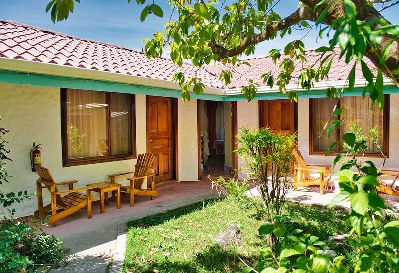 호텔 Samara Pacific Lodge