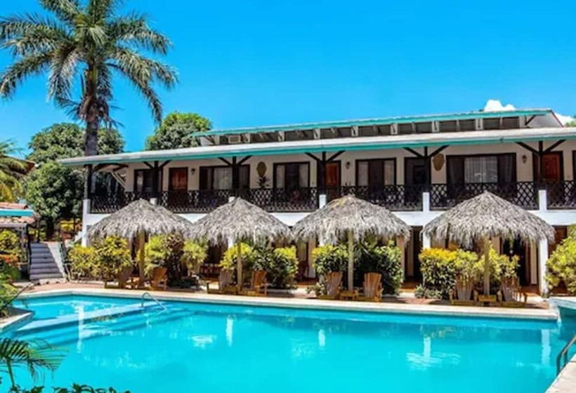 호텔 Samara Pacific Lodge