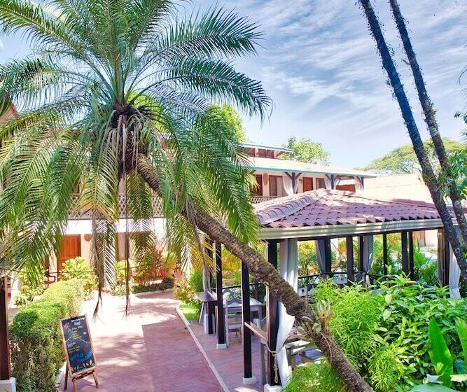 호텔 Samara Pacific Lodge