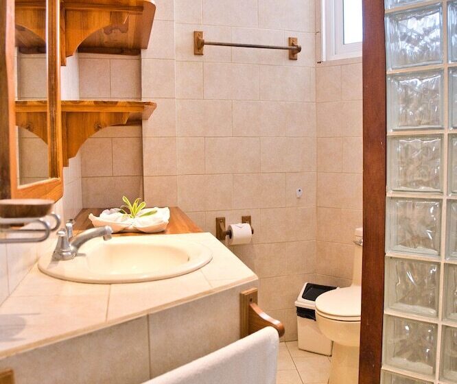 호텔 Samara Pacific Lodge