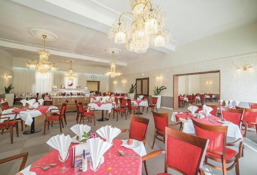 هتل Savoy Spa & Kur