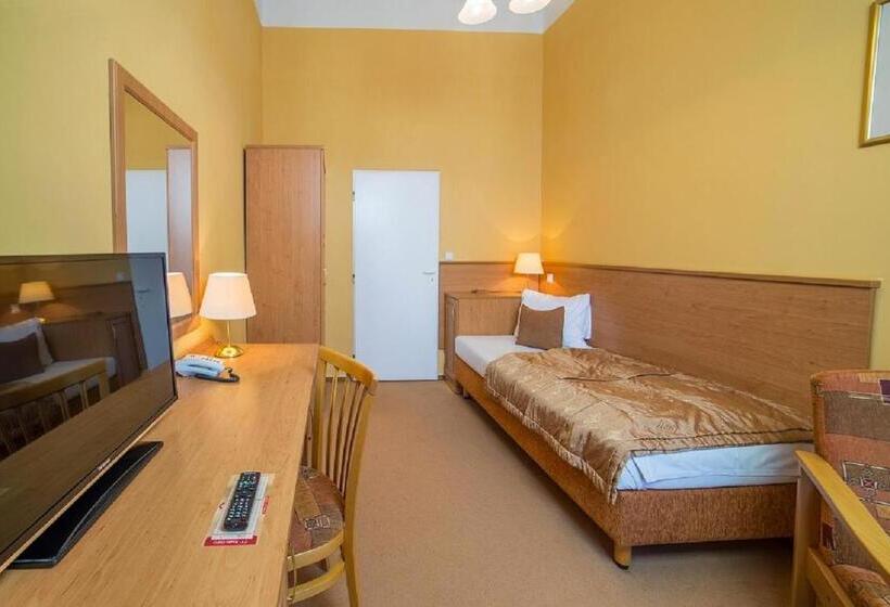 هتل Savoy Spa & Kur