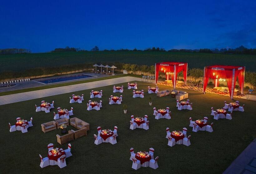 בית מלון כפרי Seyfert Sarovar Premiere Dehradun