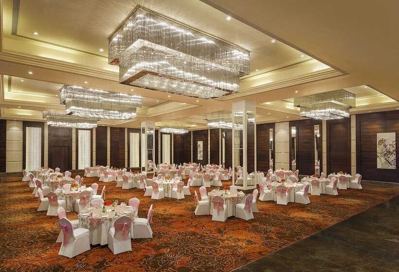 בית מלון כפרי Seyfert Sarovar Premiere Dehradun