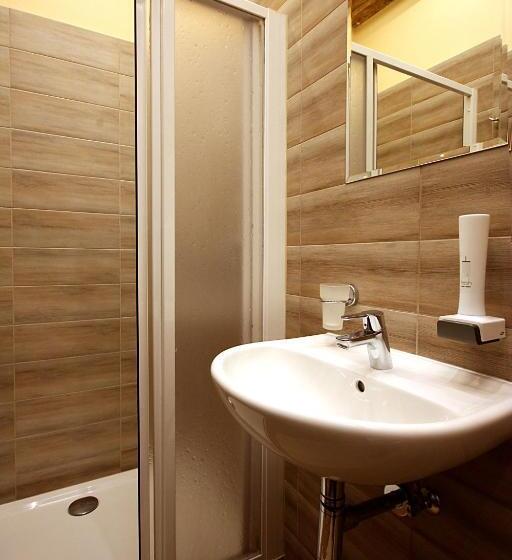 ホテル Steak Restaurant Penzion Country Saloon