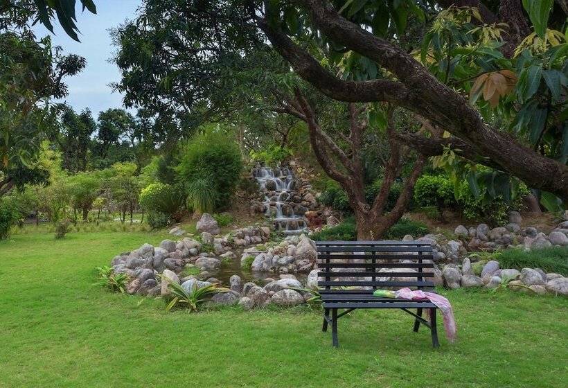 فندق Taj Corbett Resort And Spa Uttarakhand