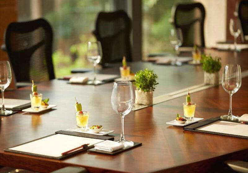 فندق Taj Corbett Resort And Spa Uttarakhand