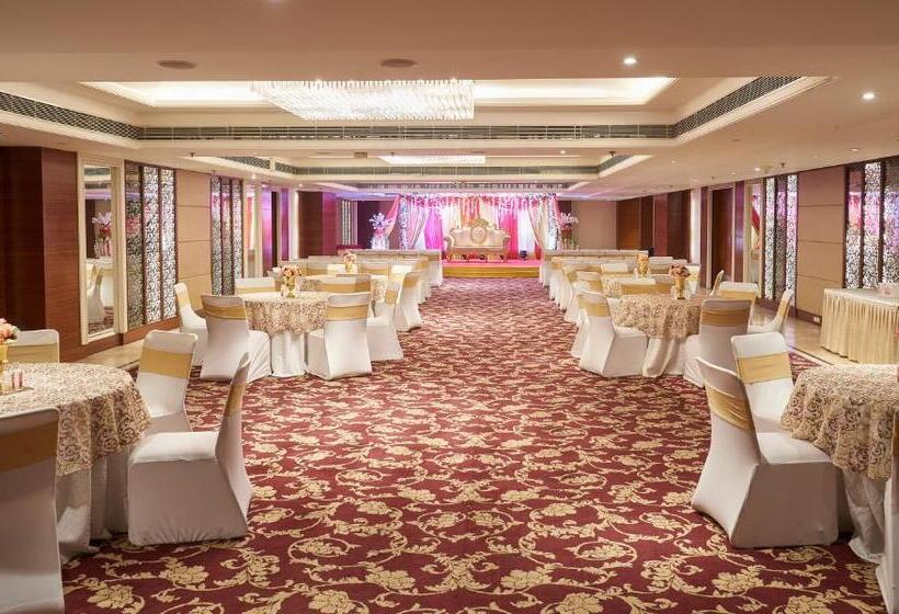 ホテル The P L Palace Agra